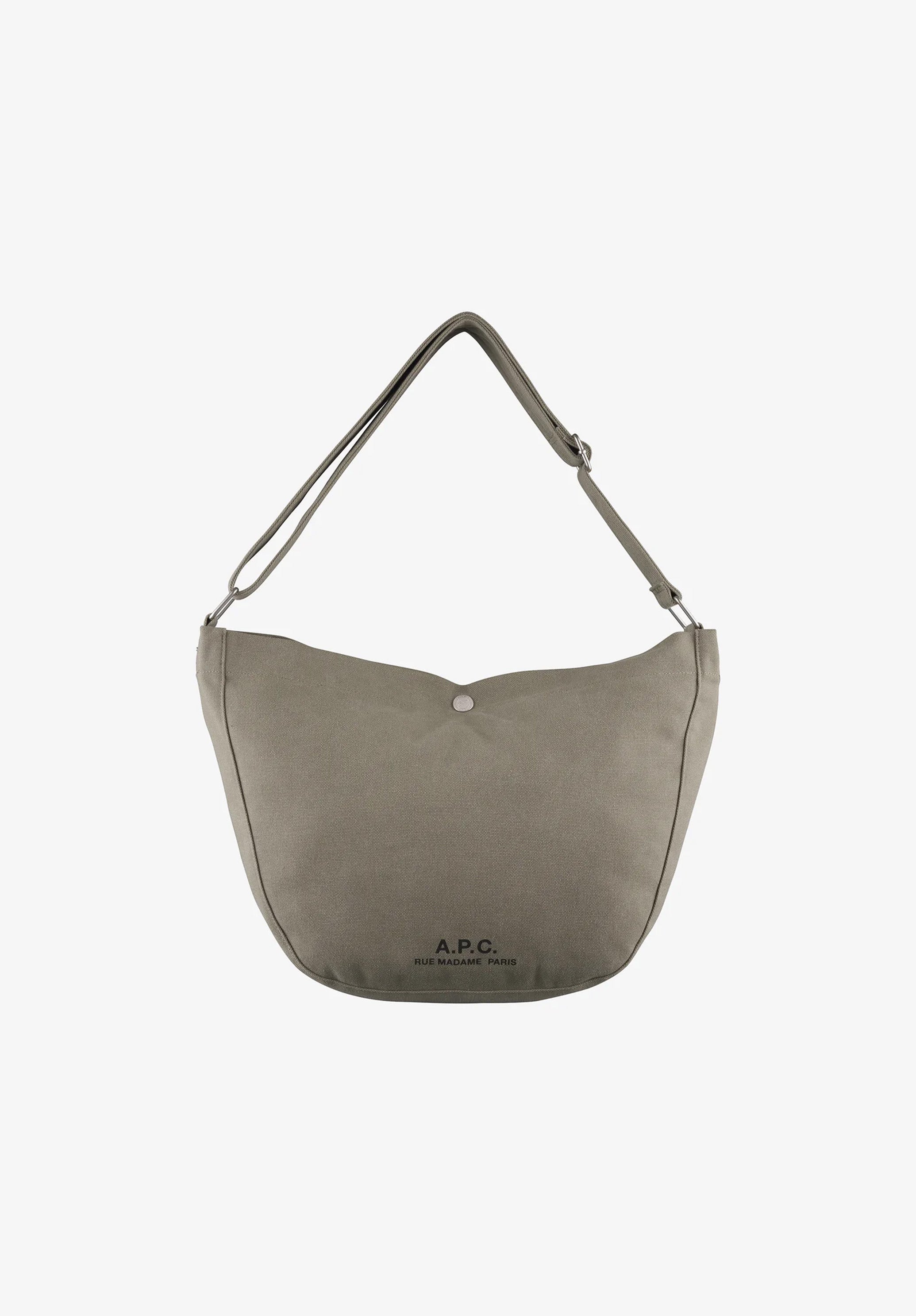 A.P.C. ショルダーバッグ A.P.C.（アーペーセー） APC A.P.C. ショルダーバッグ PXBJQ F61048