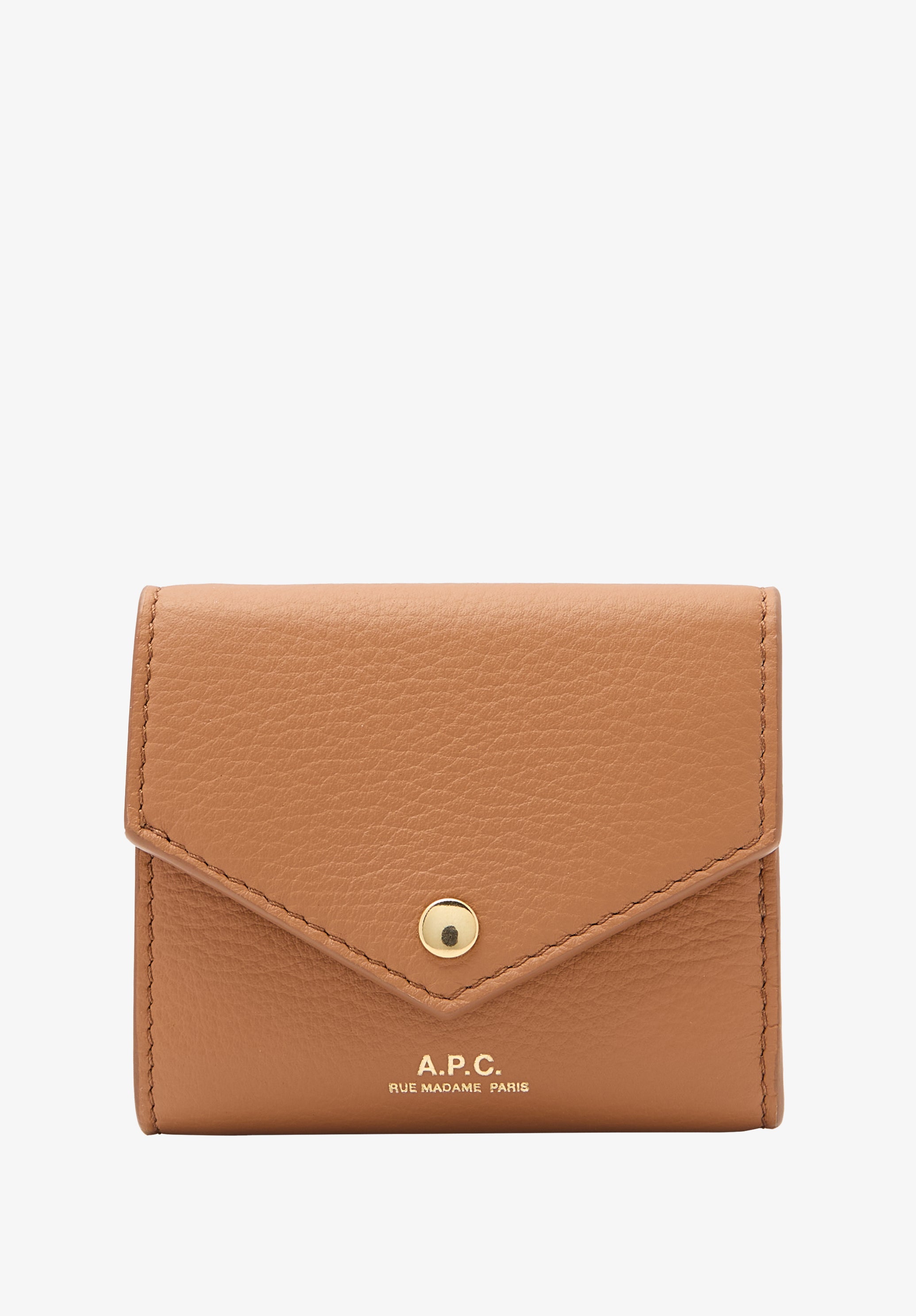 A.P.C. ハーフムーンウォレット　マロングラッセ A.P.C.」ハーフムーンのウォレットが初登場、大胆なロゴアイテムも