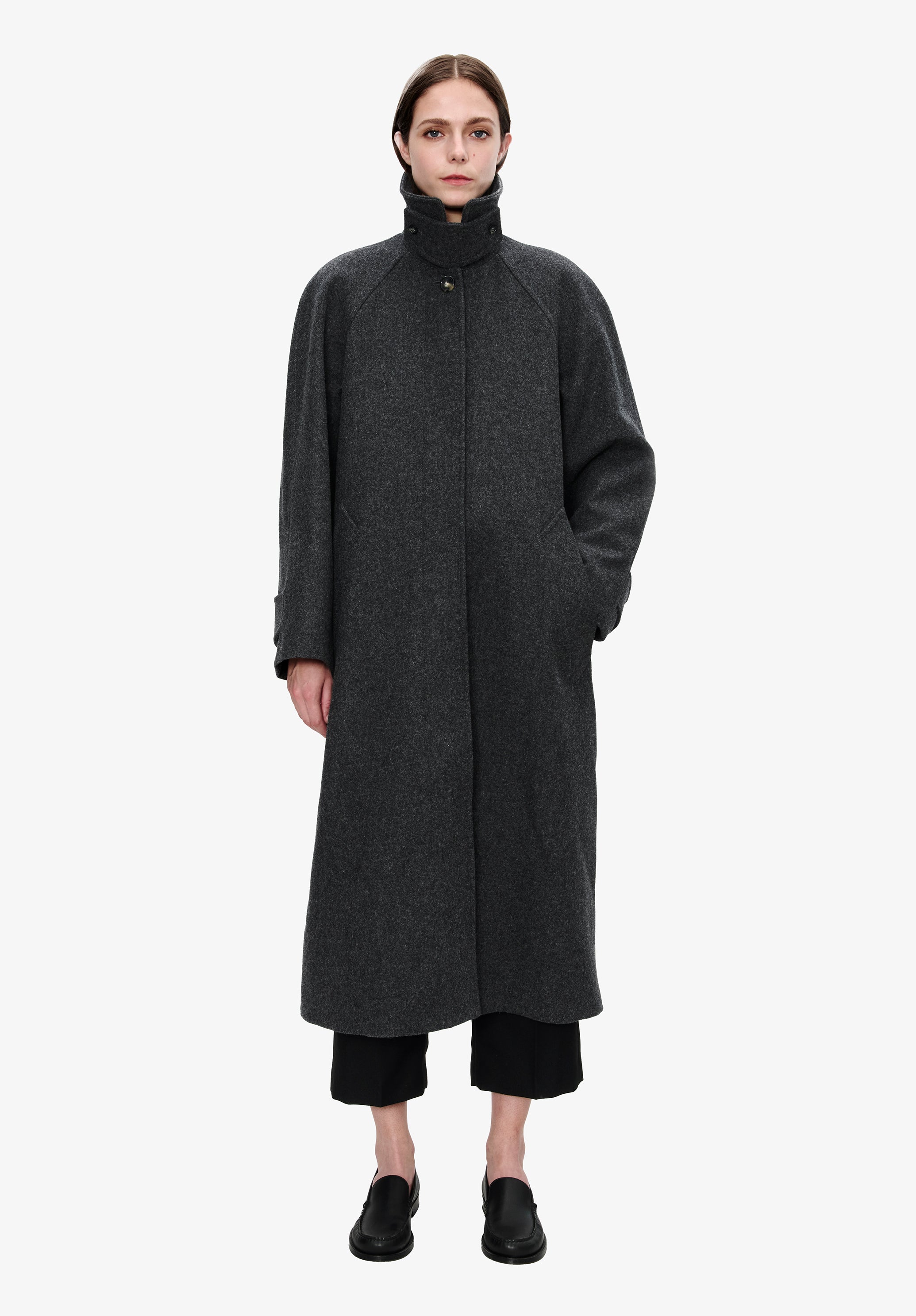 Raglan sleeve coat | Outerwear | A.P.C. Ready-to-Wear