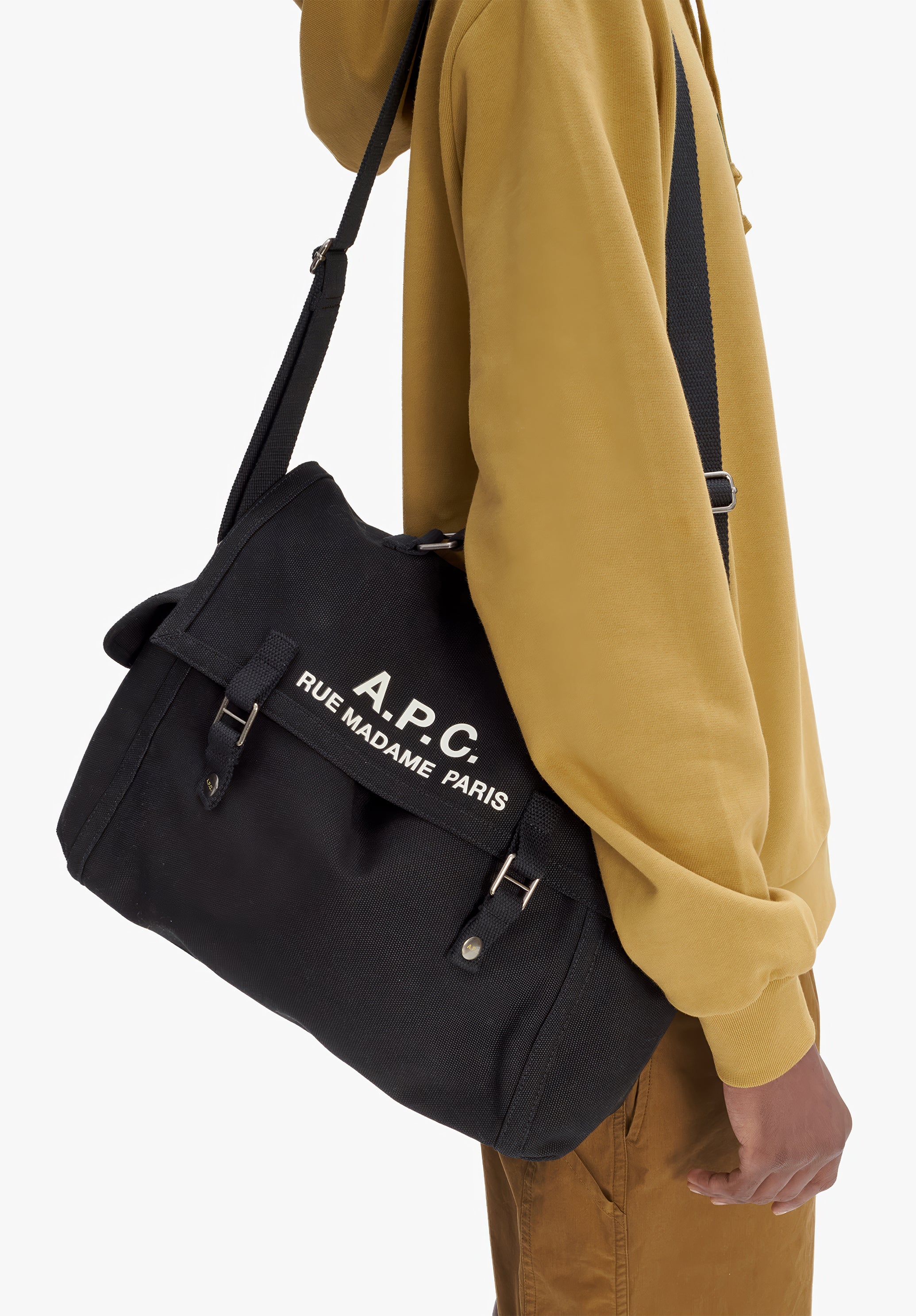 Recuperation satchel | Stonewashed raw cotton canvas | A.P.C.