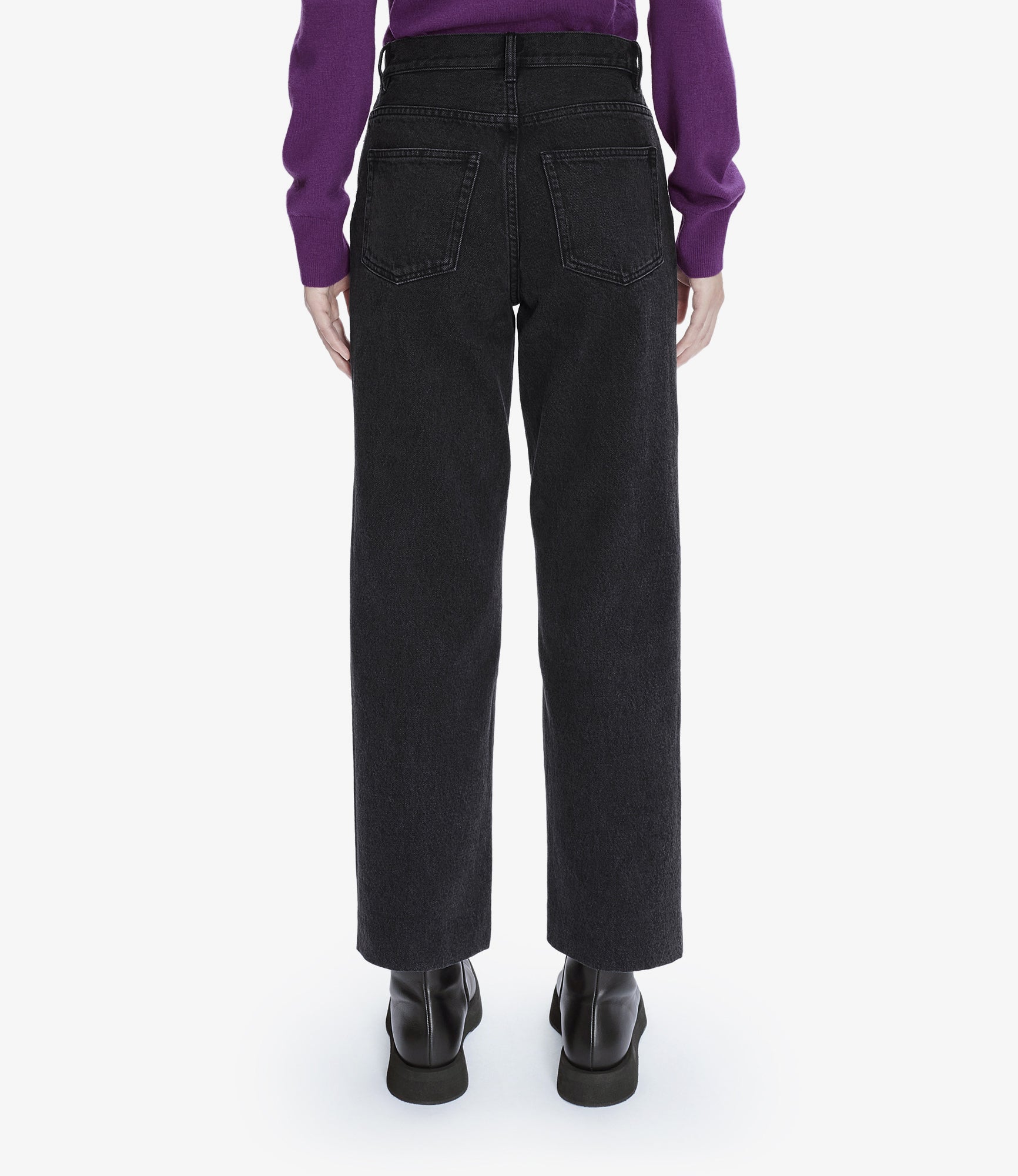 A.P.C｜JEANS (New Sailor Jeans (COGEX F09131 LZE)) New Sailor jeans | Stonewashed Japanese Denim | A.P.C. Ready