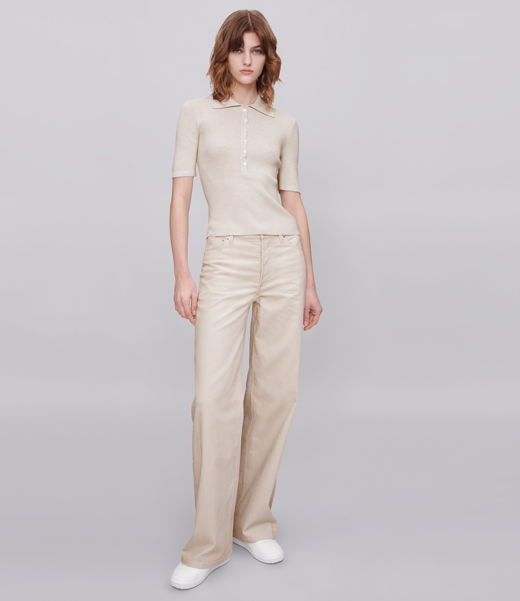 デニム・ジーパン A.P.C. Women Denim Pants COHBB F09181BAA Beige A.P.C. Women's Denim Jeans | Timeless Appeal | Ready-to-Wear