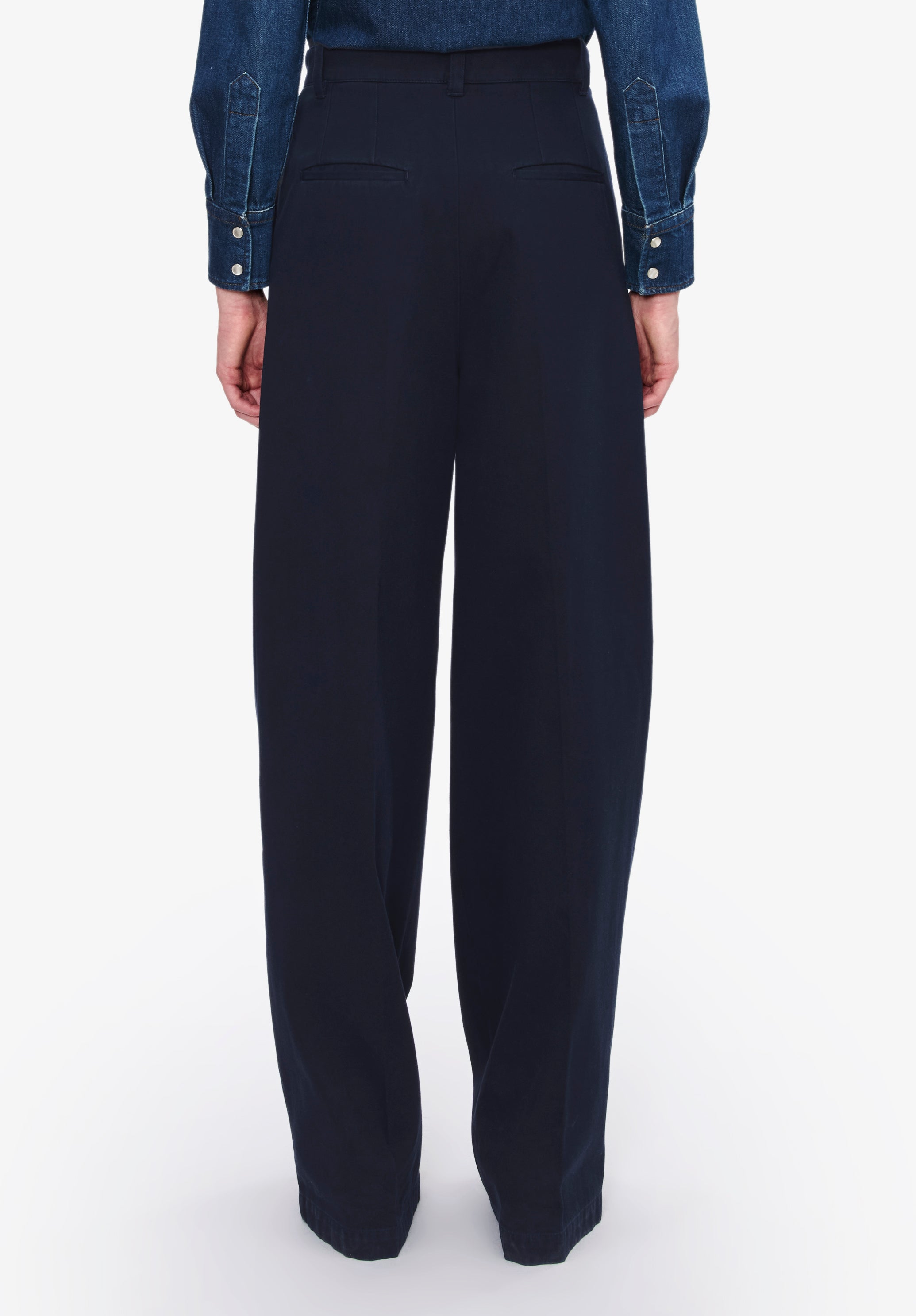 A.P.C. Women's Pants | Effortless Elegance | Ready-to-Wear