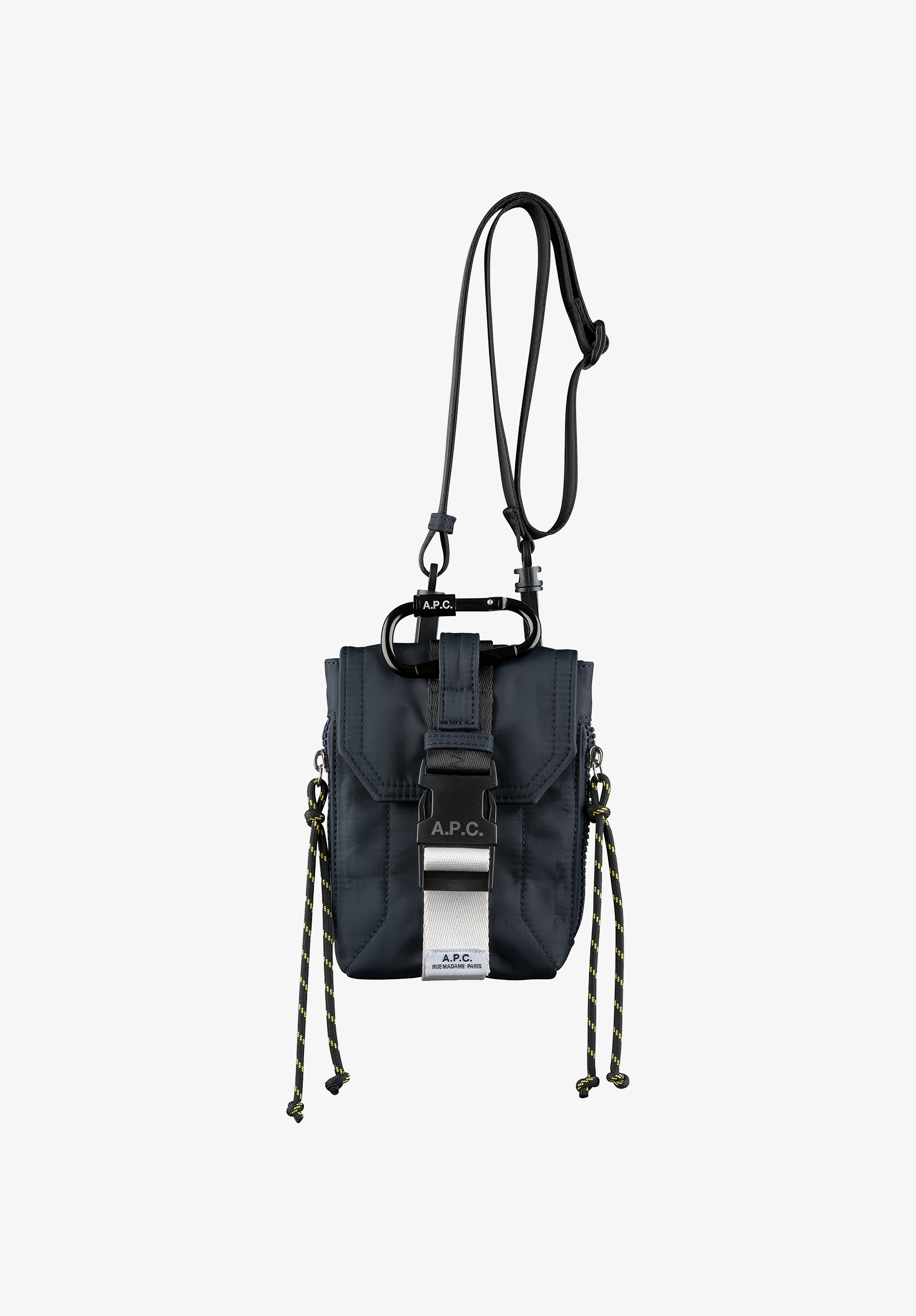 A.P.C. ナイロンボディバッグ BLK Backstage クロスボディバッグ｜バッグ｜A.P.C. | アーペーセー日本