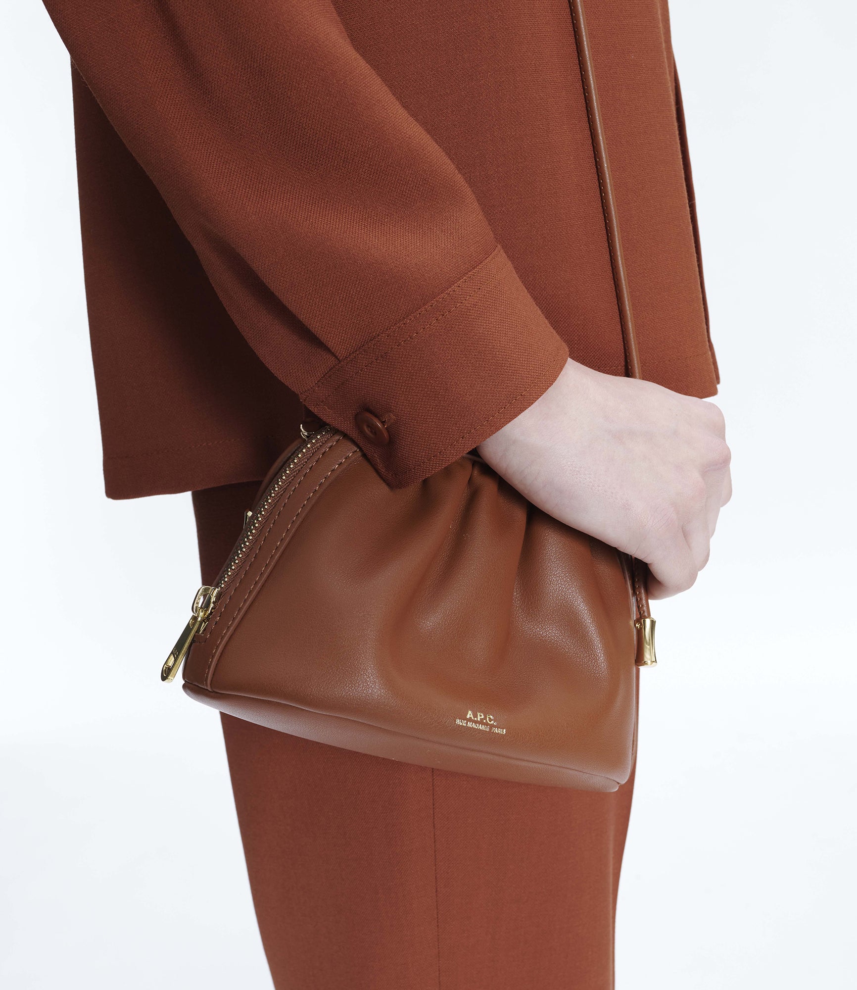 Ninon drawstring bag | Drawstring bag in vegan leather. | A.P.C.