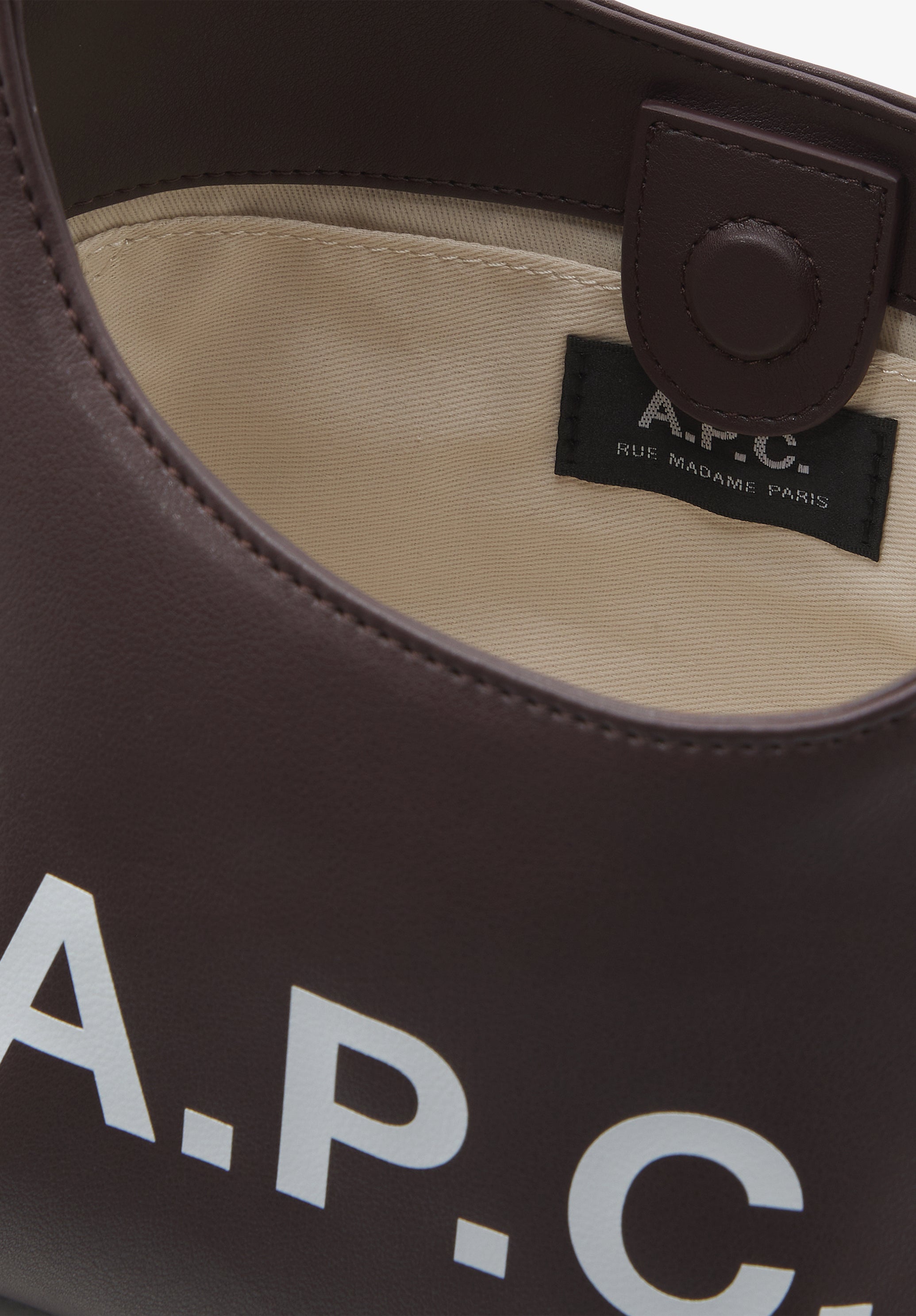 Baby Ninon Shoulder bag | 55% polyurethane 40% polyester 5