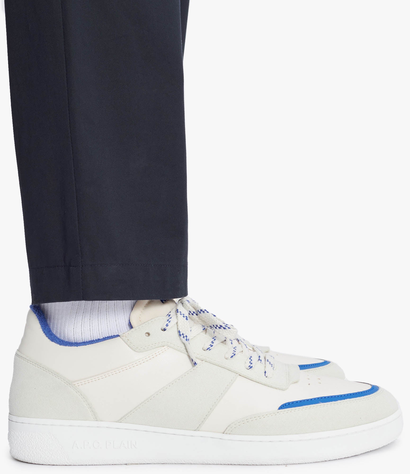 スニーカー A.P.C. Two-tone synthetic leather Plain sneakers Apc A.p.c. Two-tone Synthetic Leather Plain Sneakers In