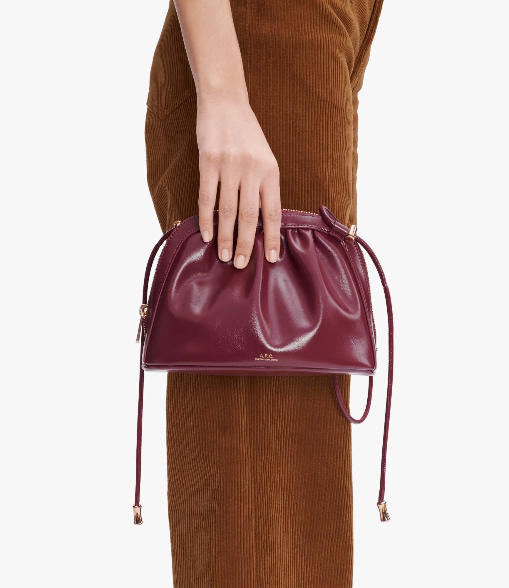 A.P.C｜CROSSBAGS (Ninon Drawstring Bag (PUAAT F61791 CAD Ninon drawstring bag | Drawstring bag in vegan leather
