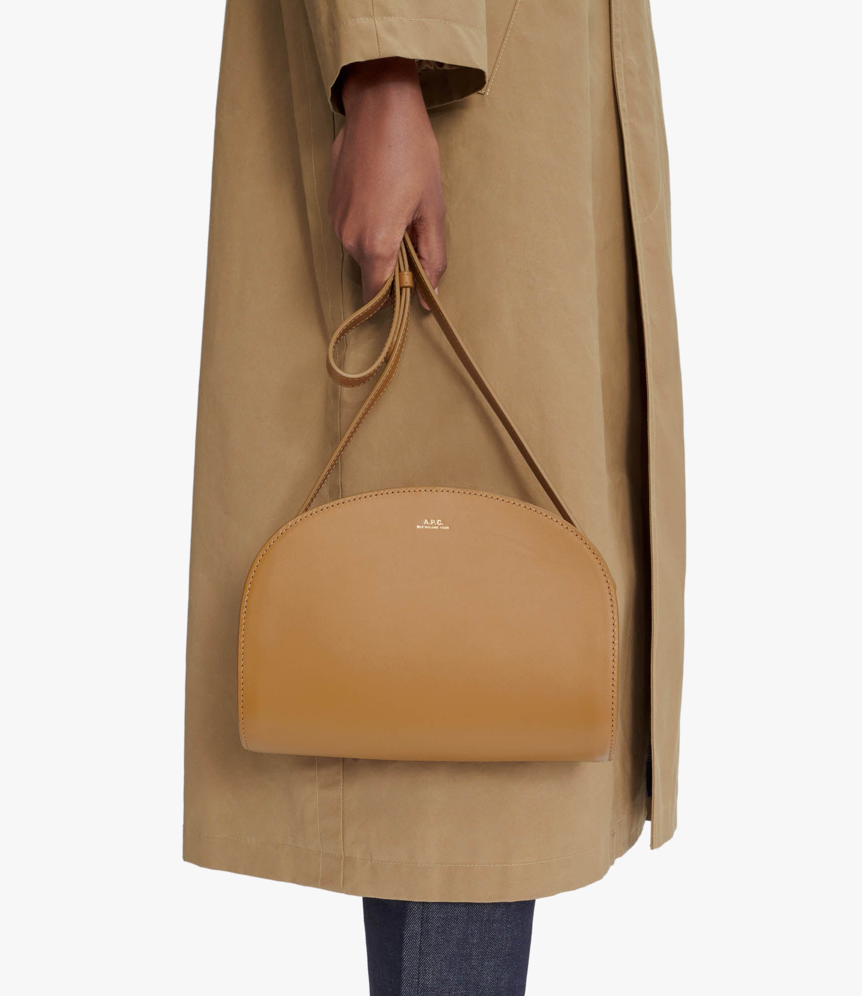 Demi-Lune bag | Smooth vegetable-tanned leather | A.P.C.