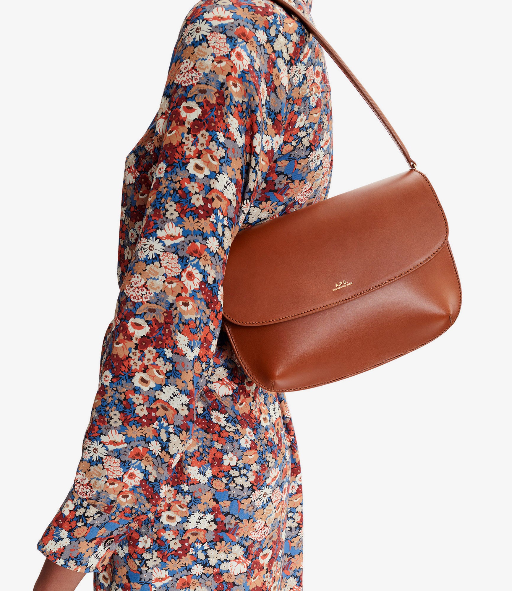 ★A.P.C. Sarah Pouch Nut Brown★ Sarah bag | A.P.C.