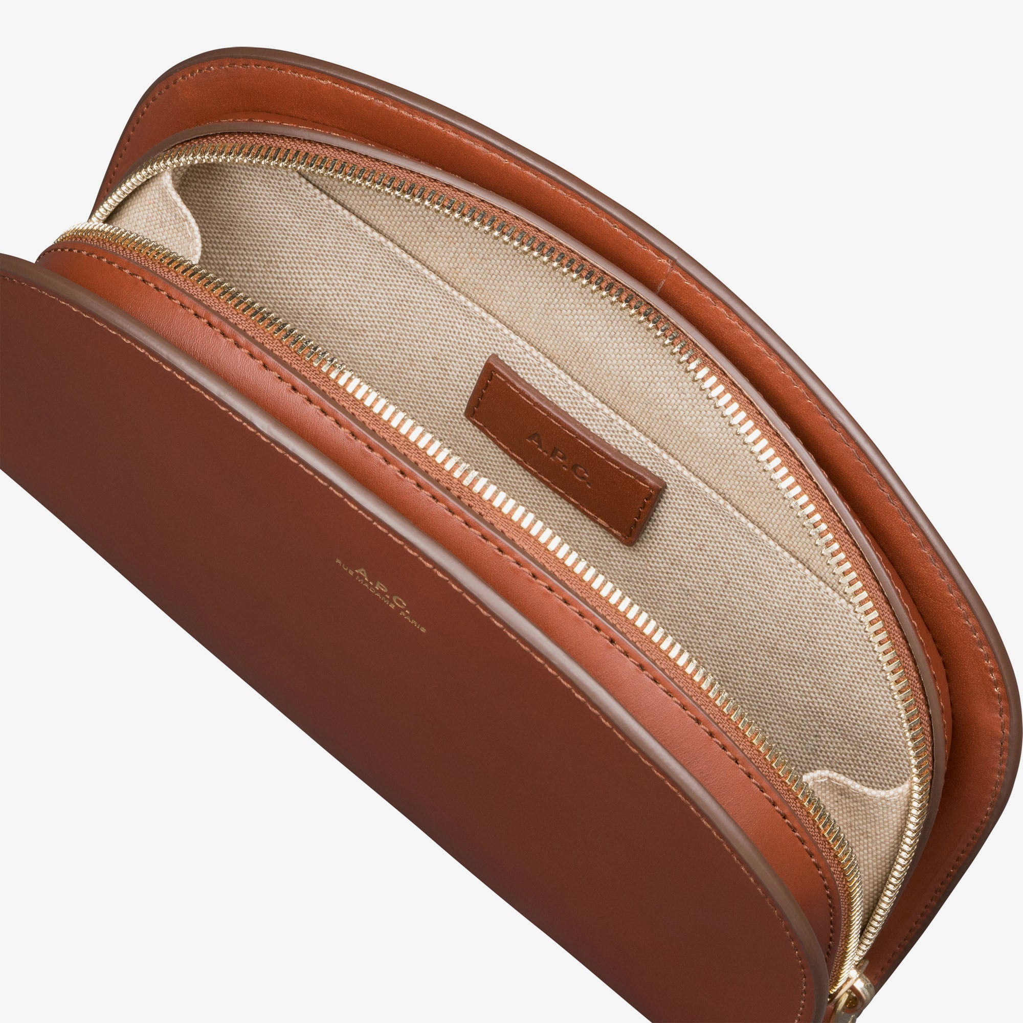 Demi-Lune clutch | Clutch bag in smooth vegetable-tanned