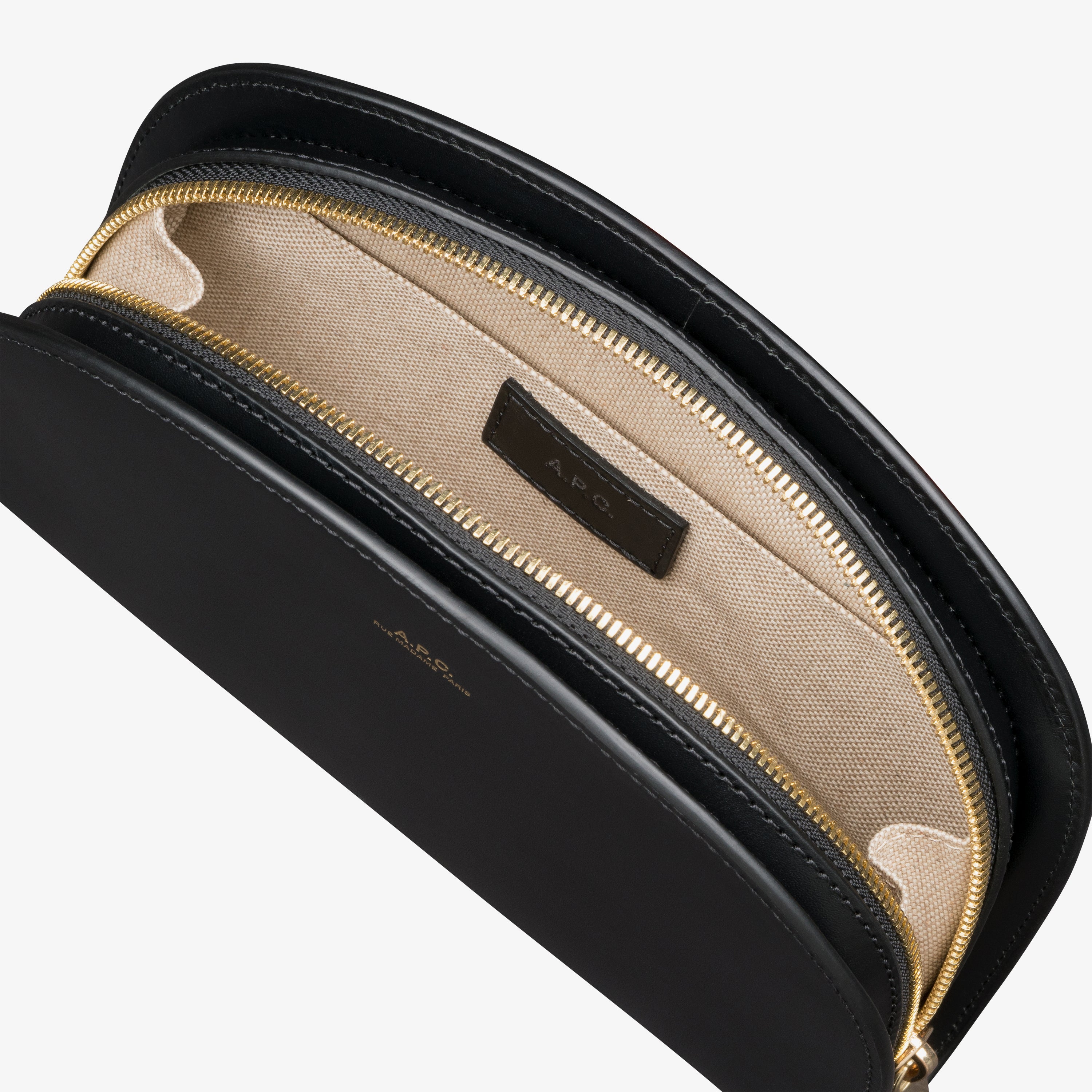 Demi-Lune clutch | Clutch bag in smooth vegetable-tanned