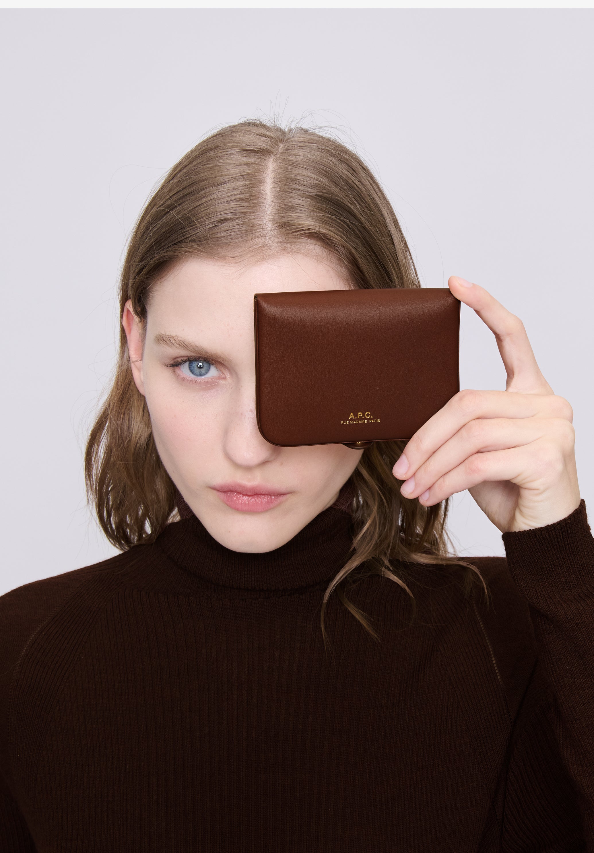 Josh F coin purse | 100% cowhide leather | A.P.C. Accessories