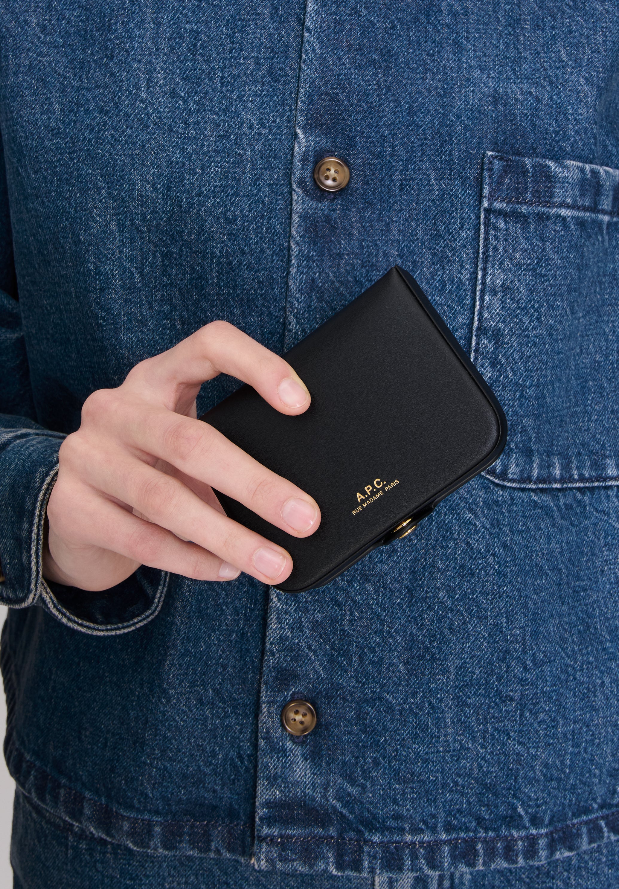 Josh F coin purse | 100% cowhide leather | A.P.C. Accessories