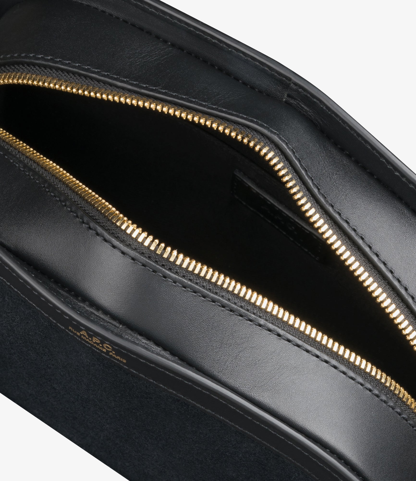 【送料関税込】A.P.C. Demi Lune Small Bag Demi-Lune bag | Suede calfskin and smooth leather | A.P.C.
