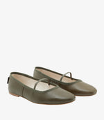 Swan ballet flats