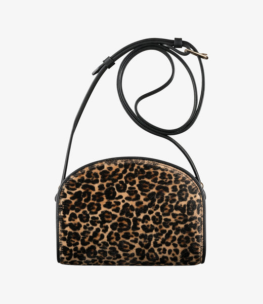 APC A.P.C. ショルダーバッグ sac demi lune mini JUAAB F61392 A.P.C. APC アーペーセー ショルダーバッグ sac demi lune mini