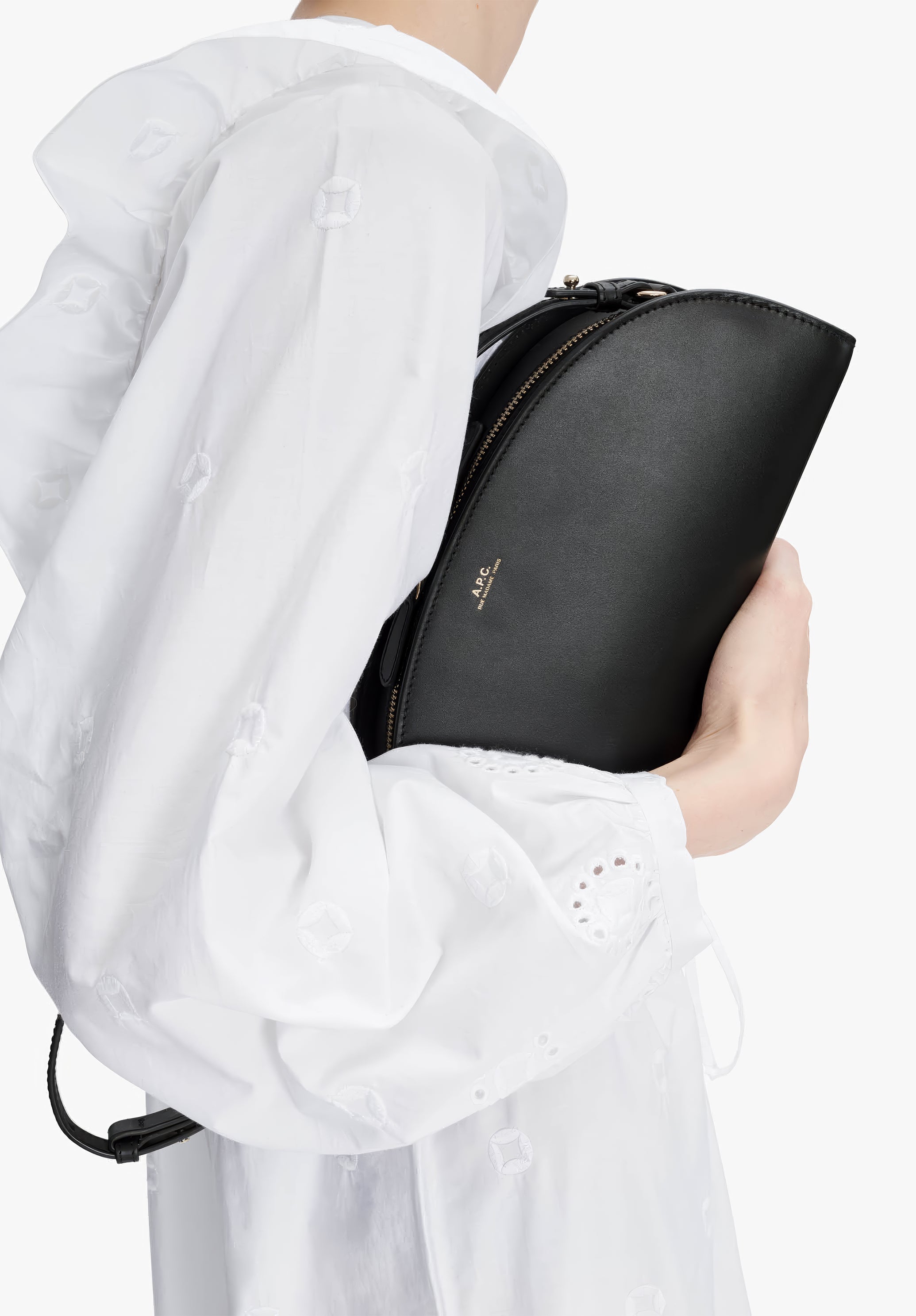 Demi-Lune Shoulder bag | Smooth vegetable-tanned leather | A.P.C.