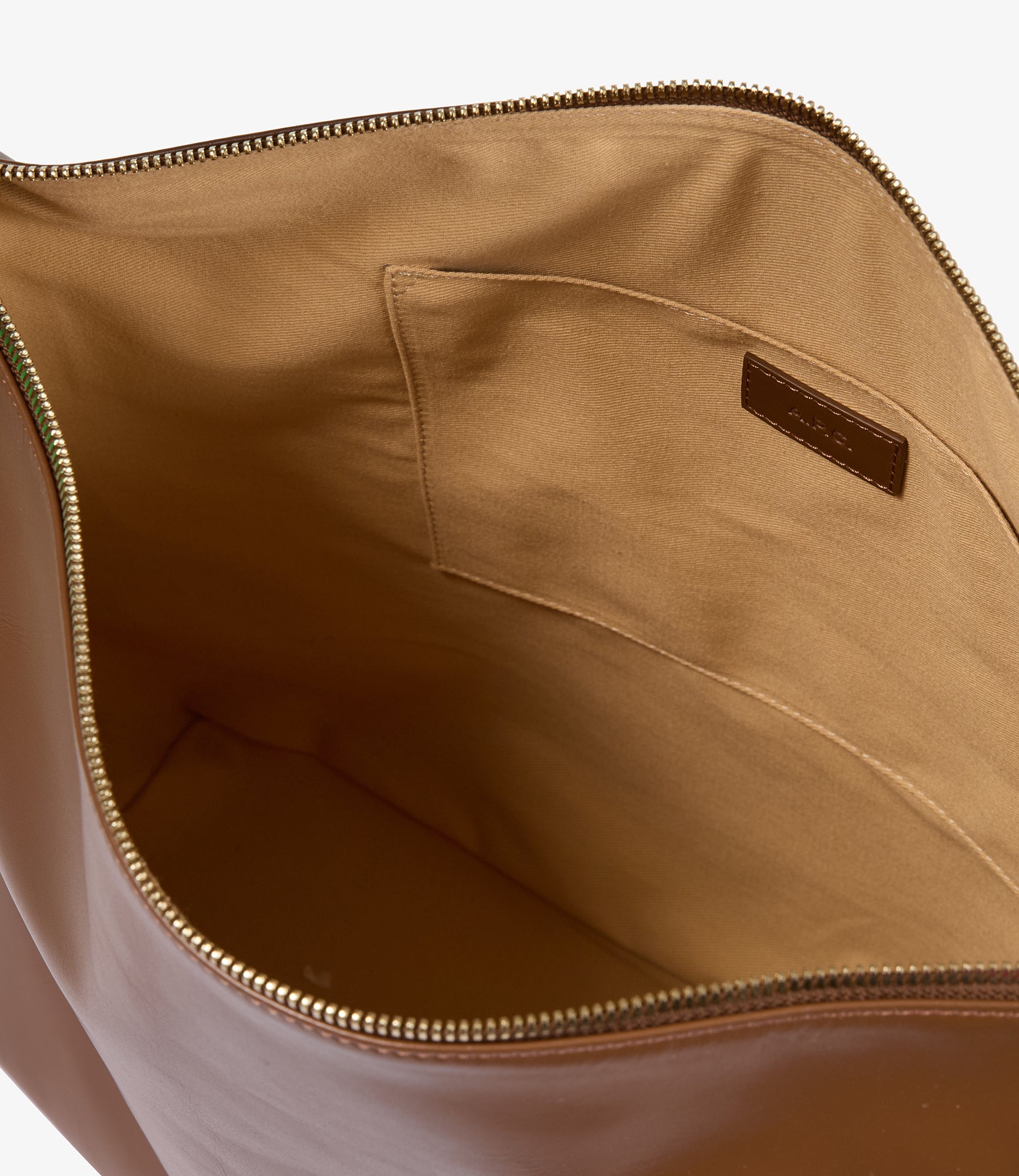 Vera Maxi bag | 100% cowhide leather | A.P.C. Accessories