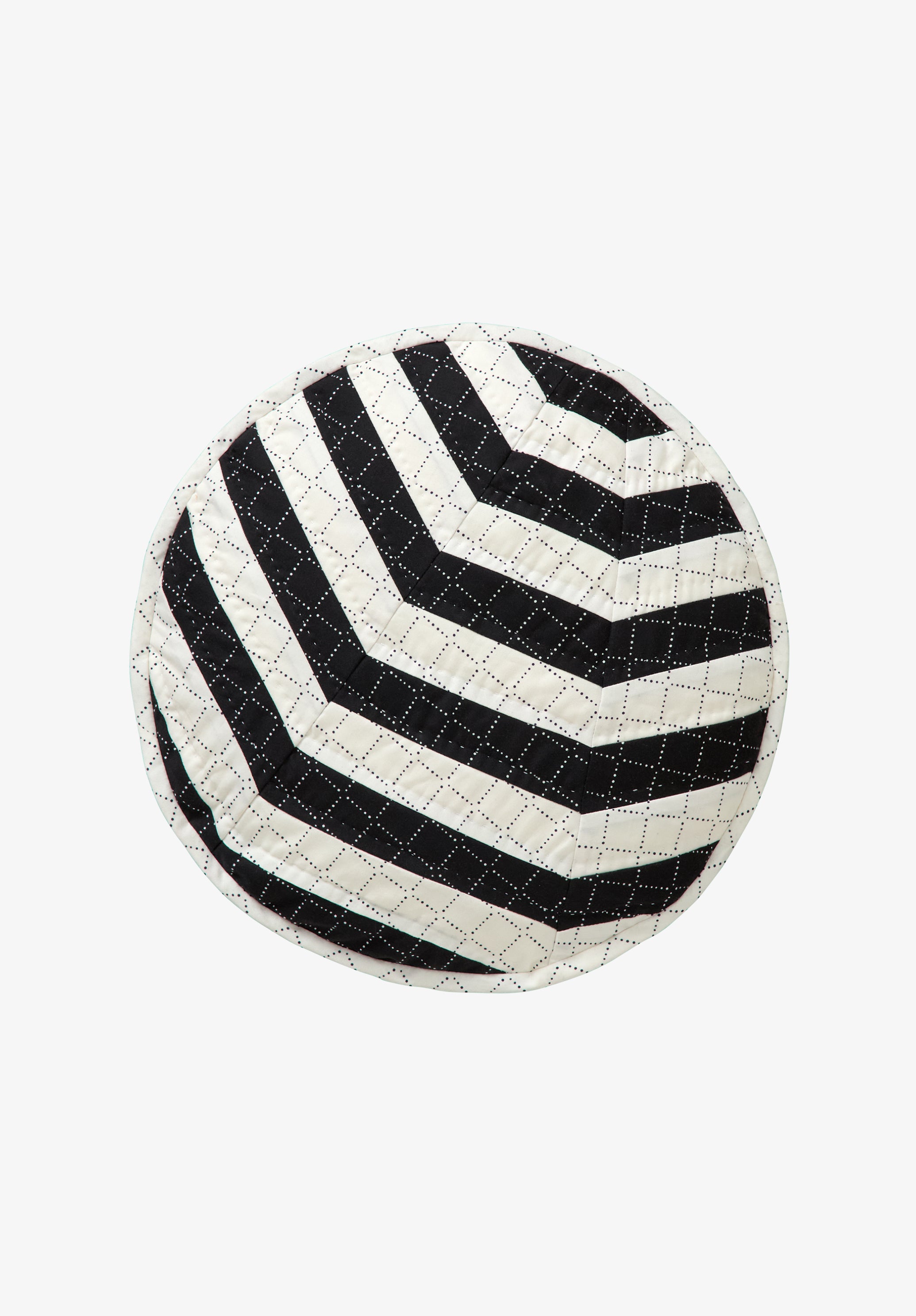 A.P.C - A.P.C. QUILTS クッション 50×50 Cushion Bathilde｜QUILTS｜A.P.C. | アーペーセー日本公式