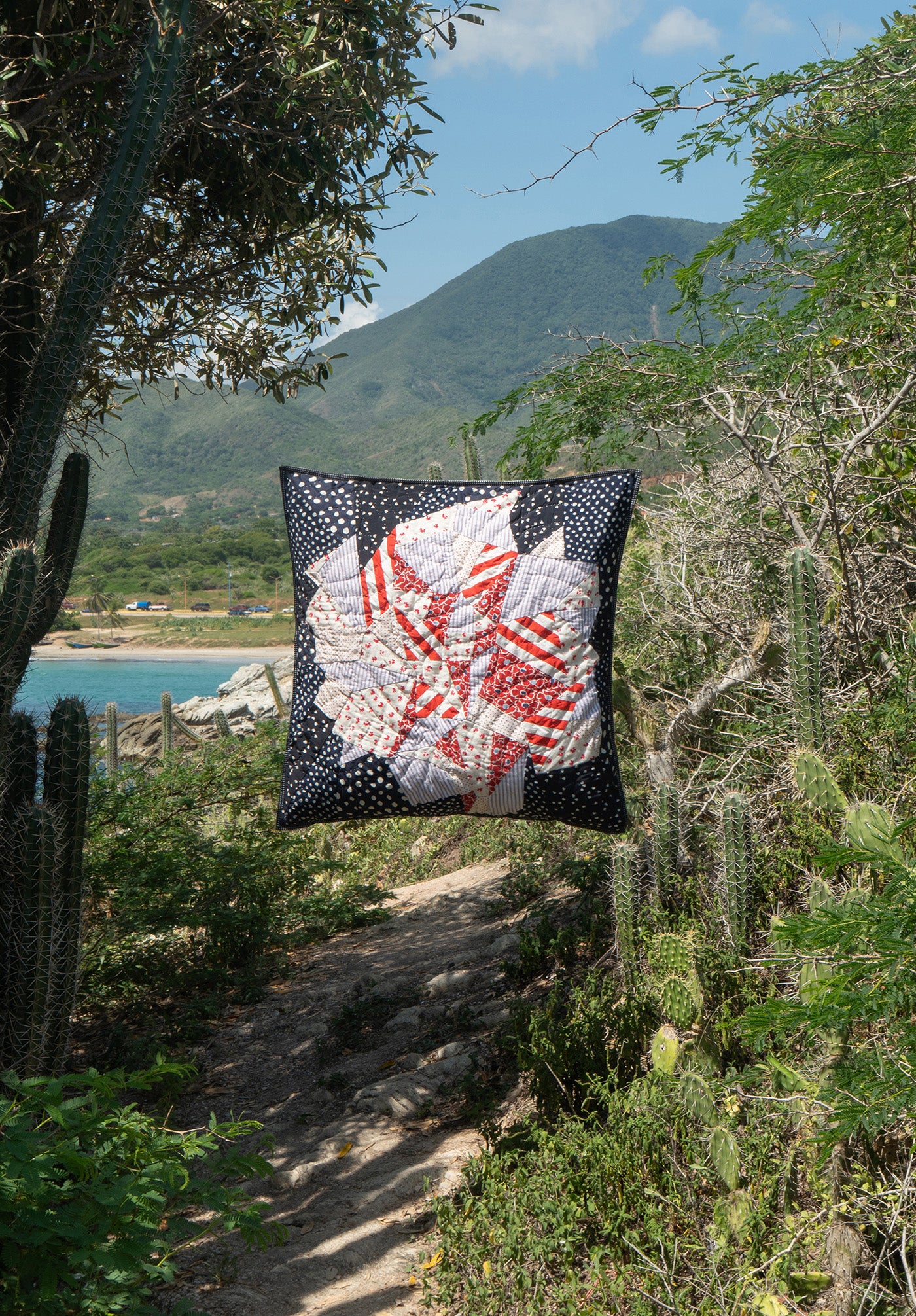 Silver Buttons | Cushion Pillow | A.P.C. Quilts