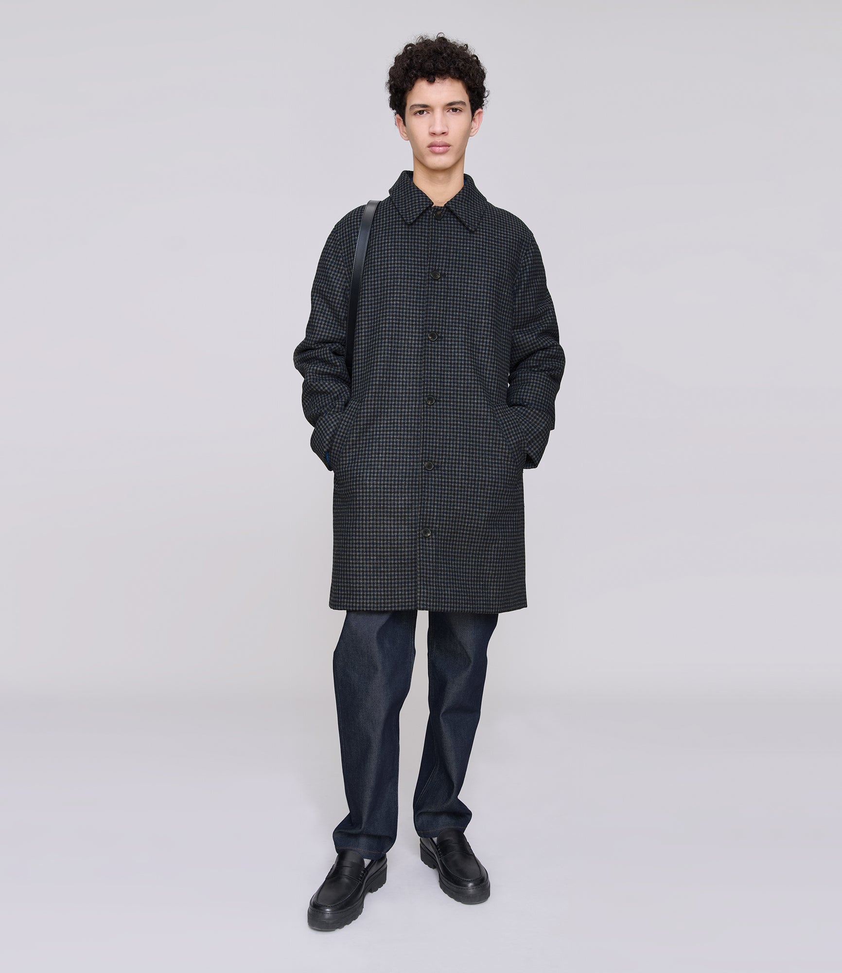 Paul mac | 75% wool 25% polyamide | A.P.C. Ready-to-Wear