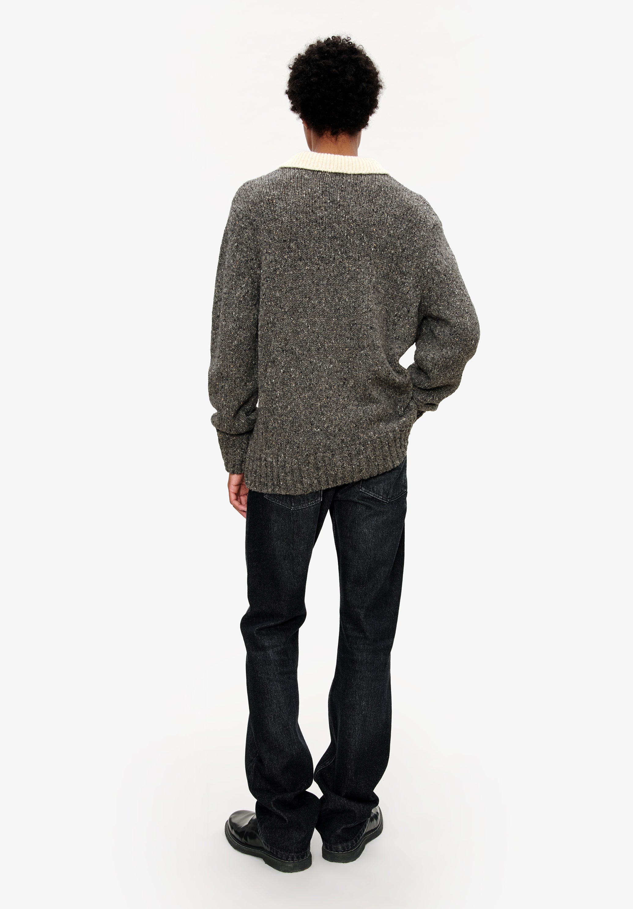 Sweater with contrasting polo shirt collar | T-shirts | A.P.C.