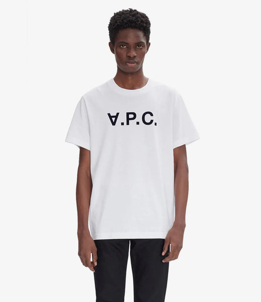 A.P.C｜ (STANDARD GRAND VPC T-SHIRT (COHBM M26384 TAE)) Grand VPC T-shirt | Organic jersey | A.P.C. Ready-to-Wear